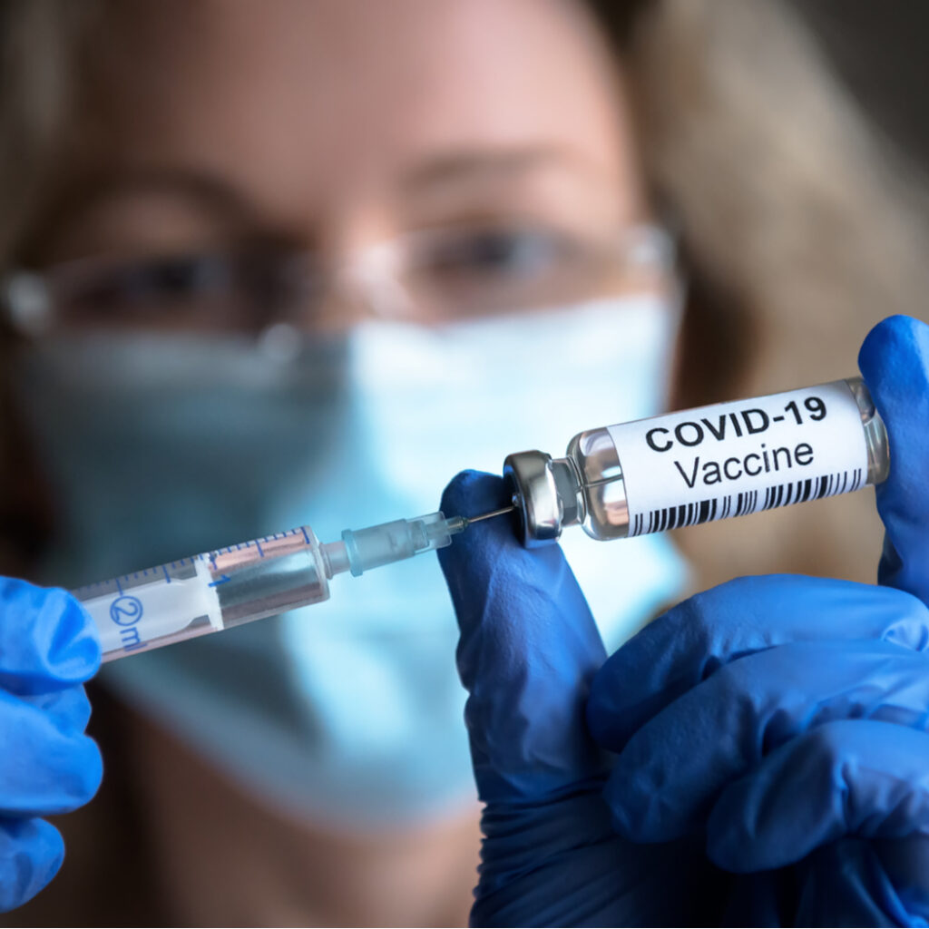INFORMACE - OČKOVÁNÍ NOVÝM TYPEM VAKCÍNY PROTI ONEMOCNĚNÍ COVID-19